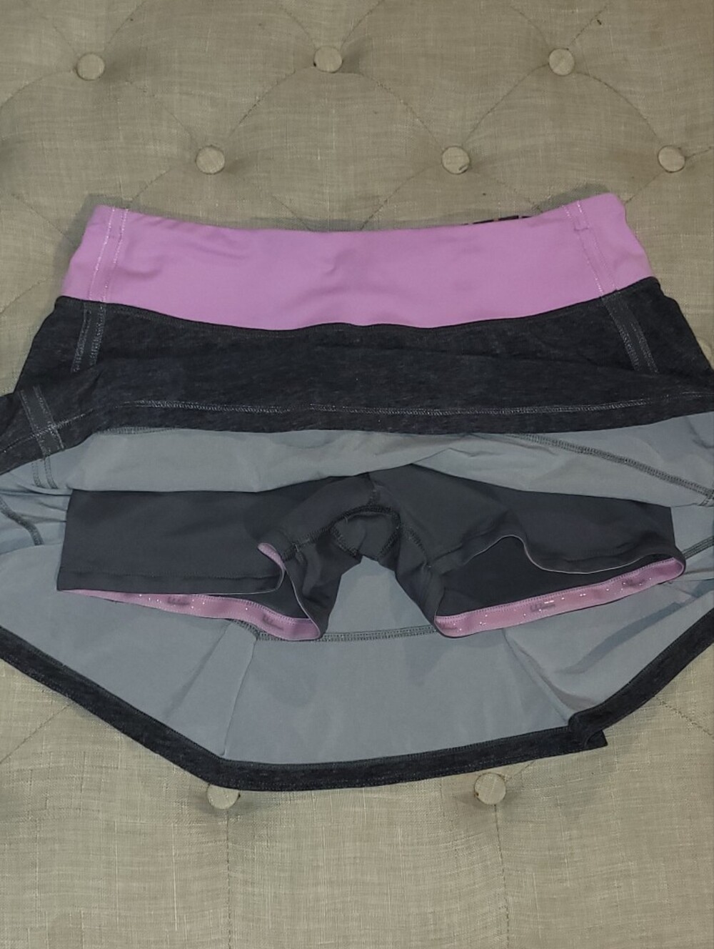 Lululemon Pace Rival ll Skirt Grey pink sz 6 tennis golf pickleball - Picture 6 of 6